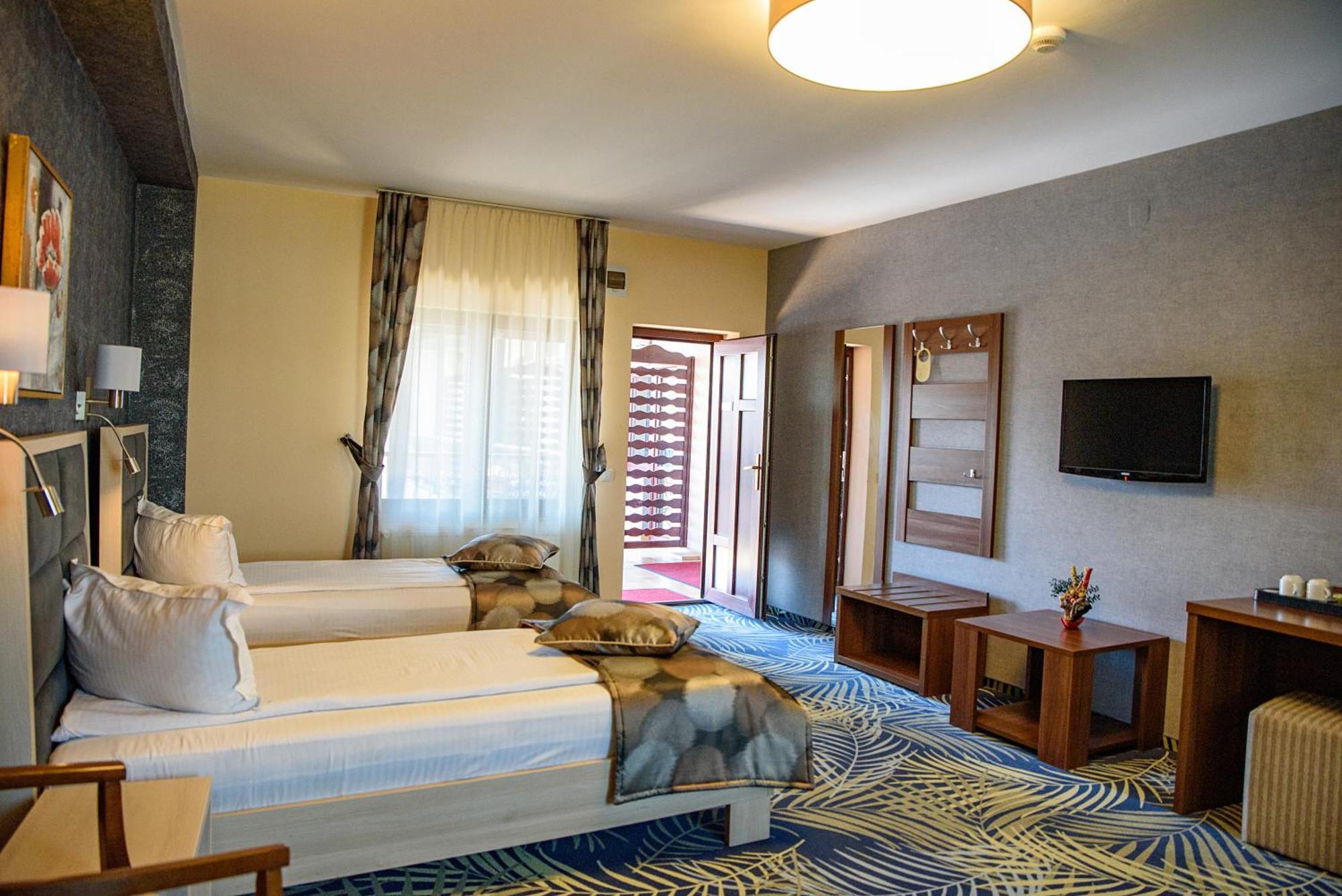 Hotel Stefani Sybin Zewnętrze zdjęcie