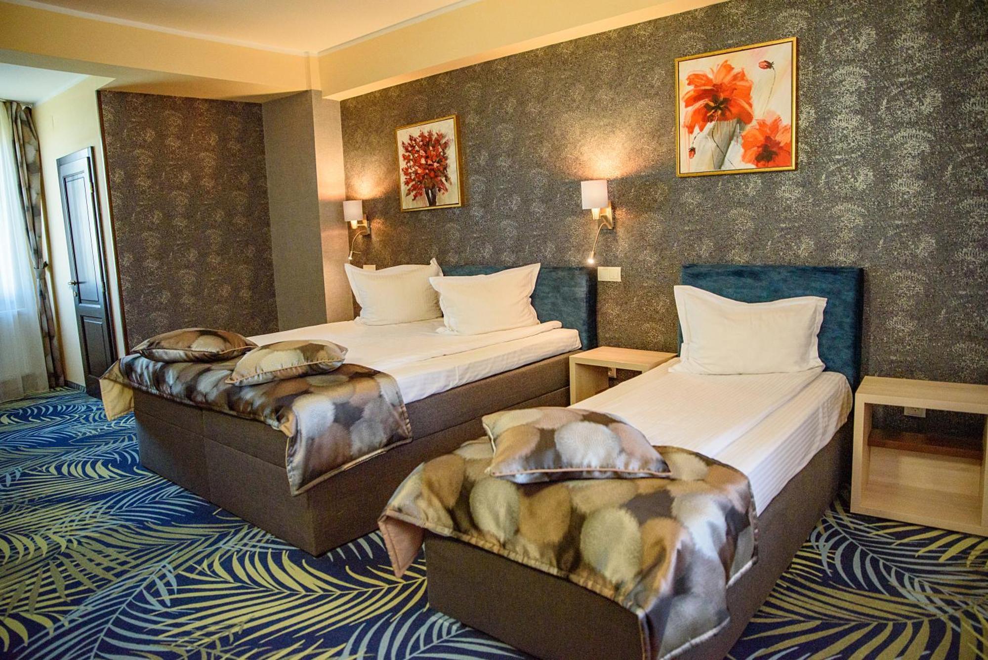 Hotel Stefani Sybin Zewnętrze zdjęcie