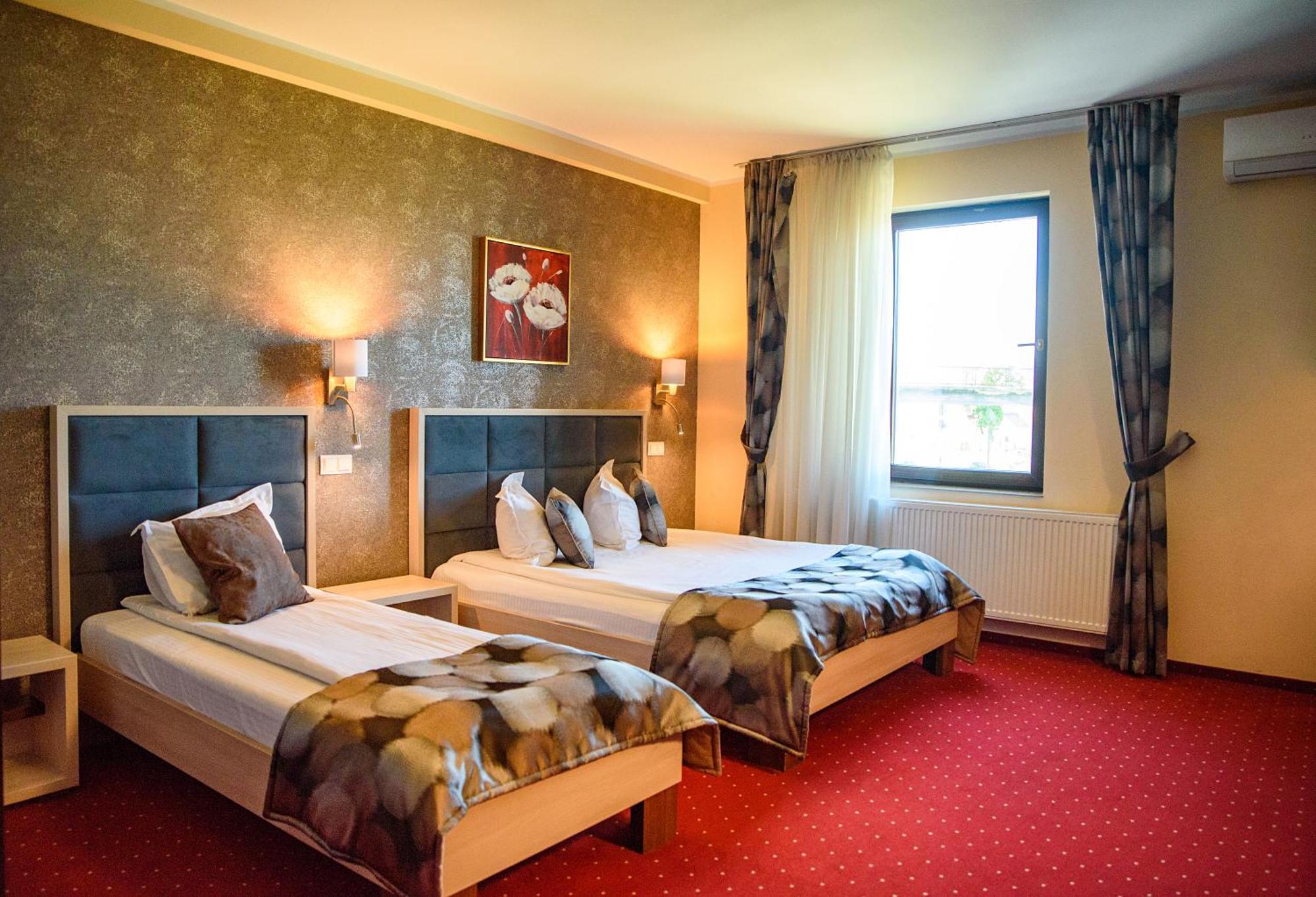 Hotel Stefani Sybin Zewnętrze zdjęcie