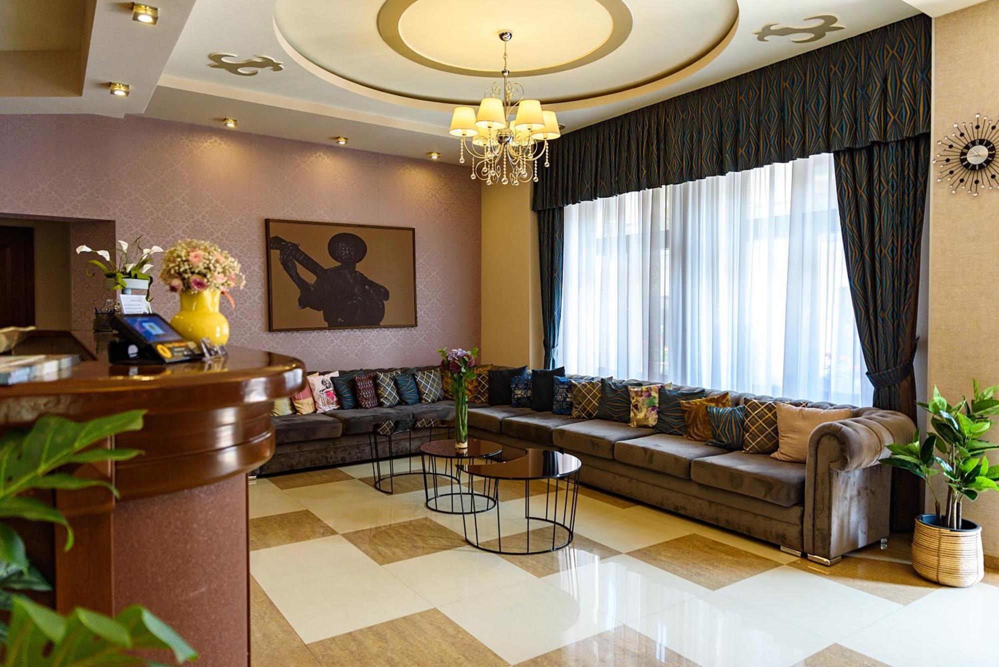 Hotel Stefani Sybin Zewnętrze zdjęcie