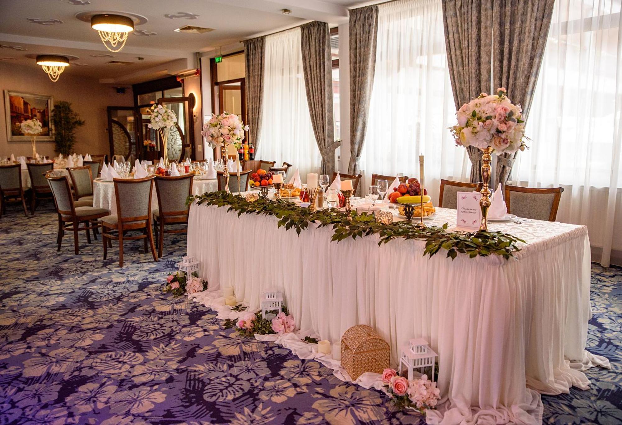 Hotel Stefani Sybin Zewnętrze zdjęcie