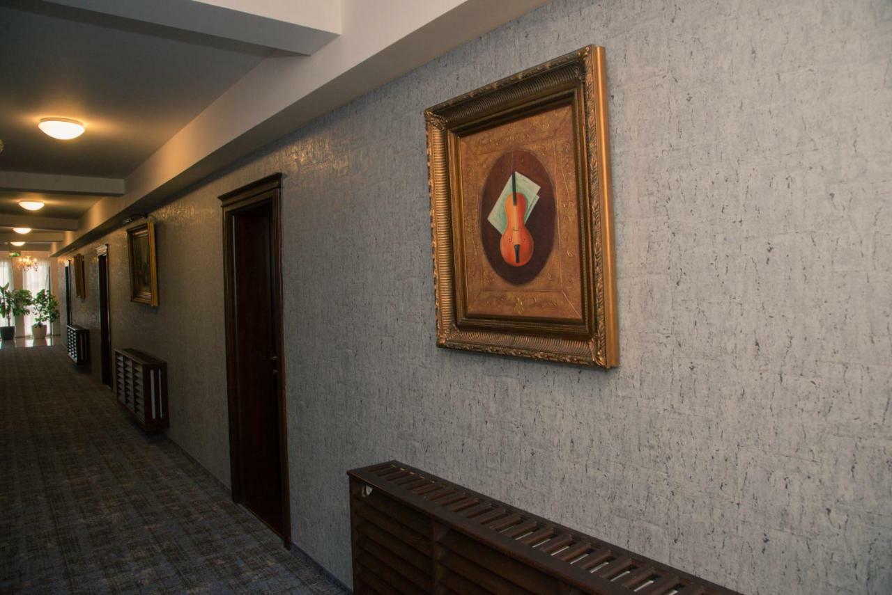 Hotel Stefani Sybin Zewnętrze zdjęcie