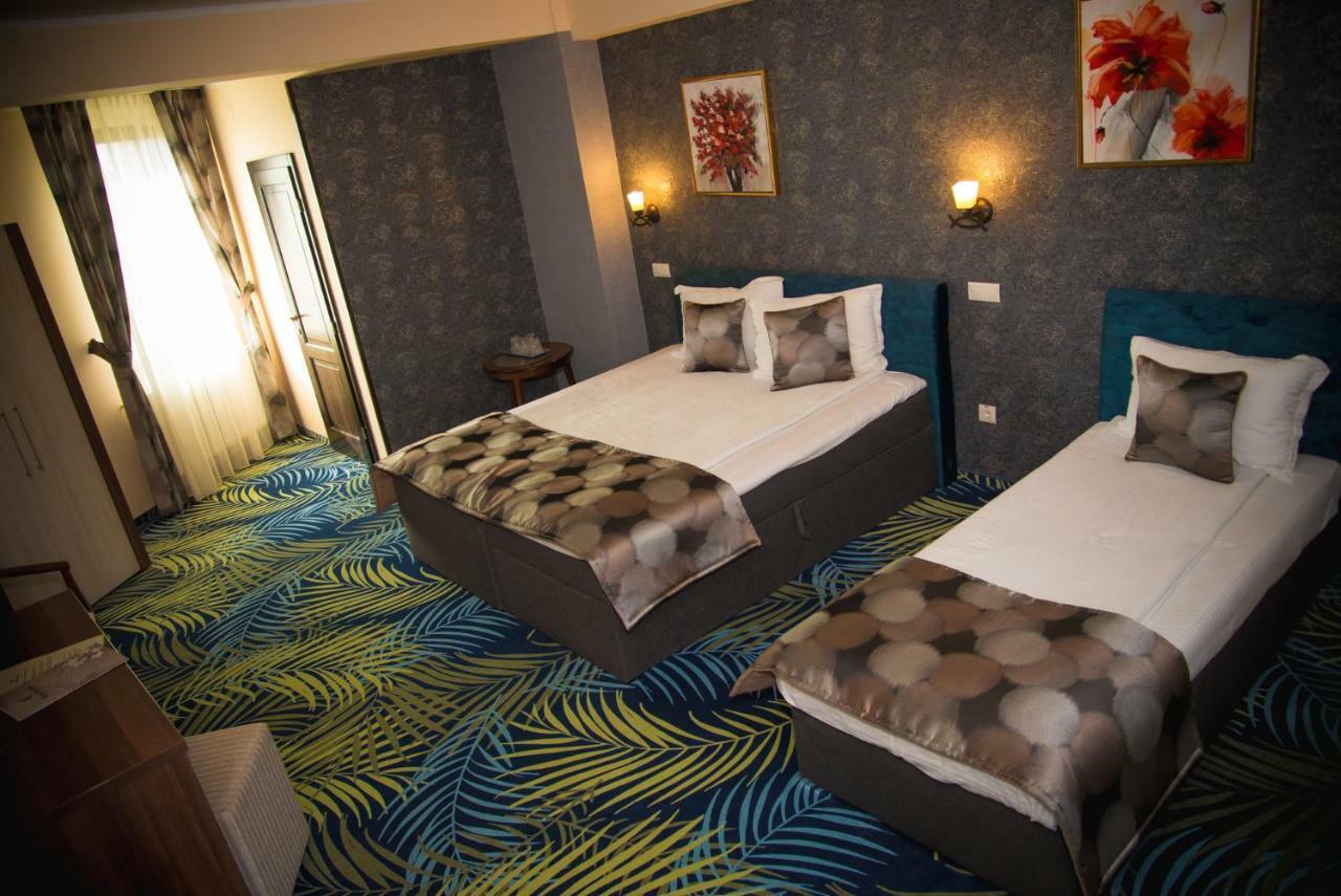 Hotel Stefani Sybin Zewnętrze zdjęcie