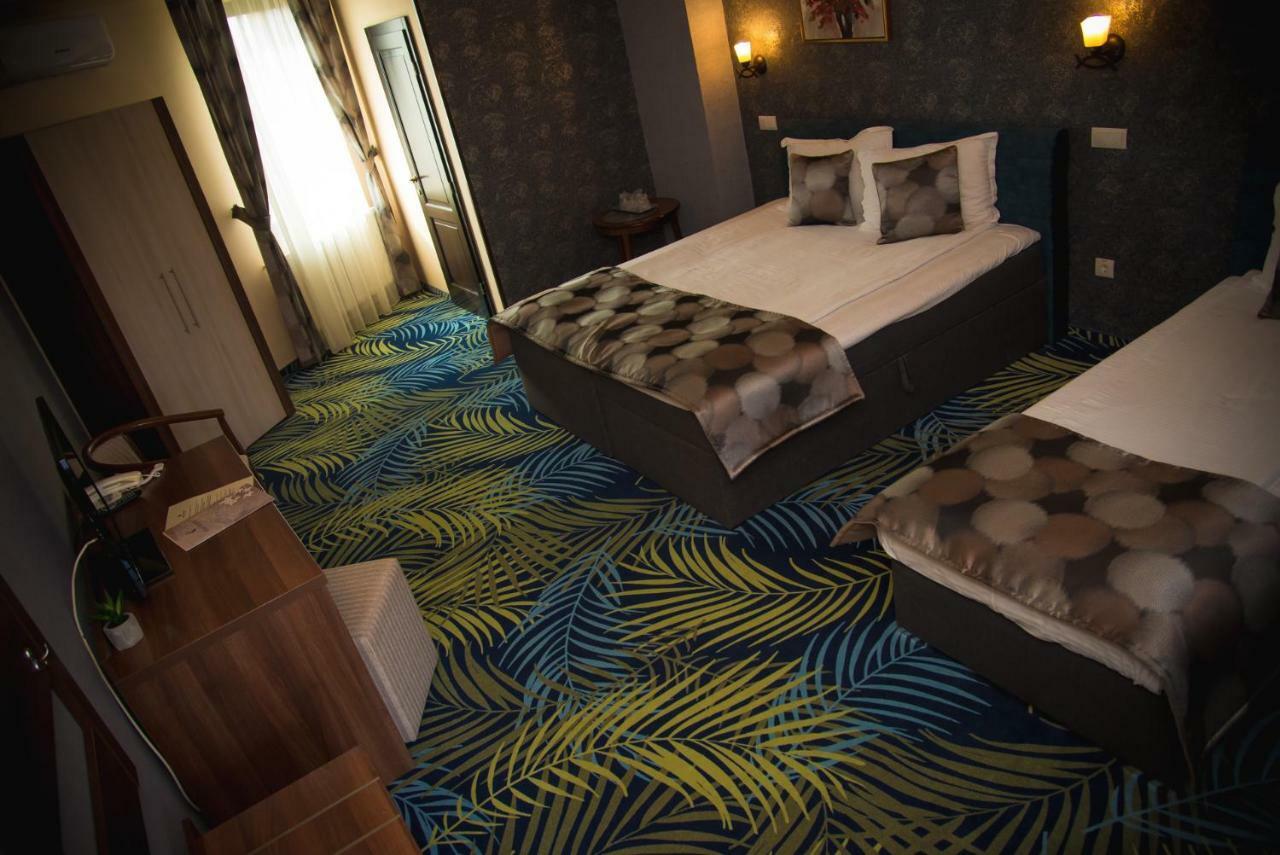 Hotel Stefani Sybin Zewnętrze zdjęcie
