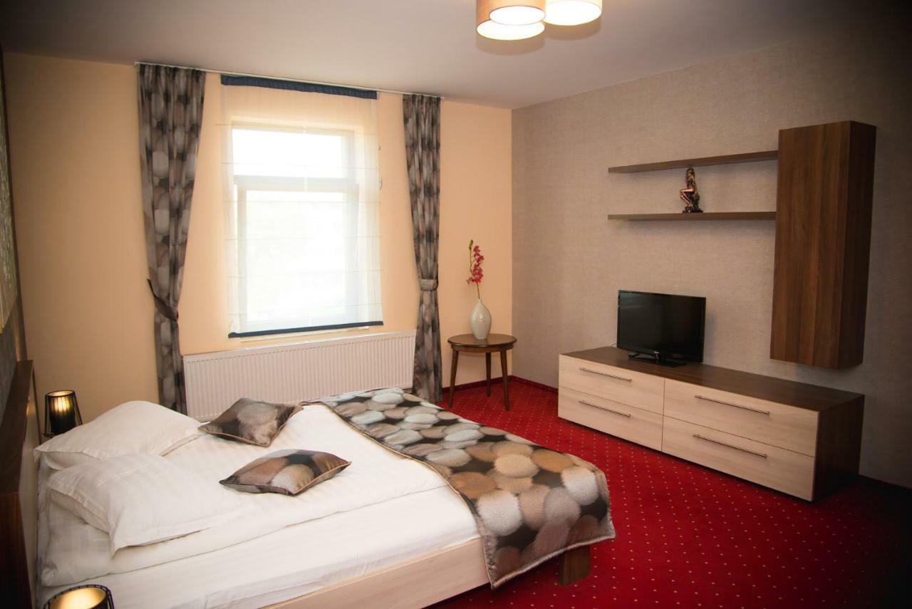 Hotel Stefani Sybin Zewnętrze zdjęcie