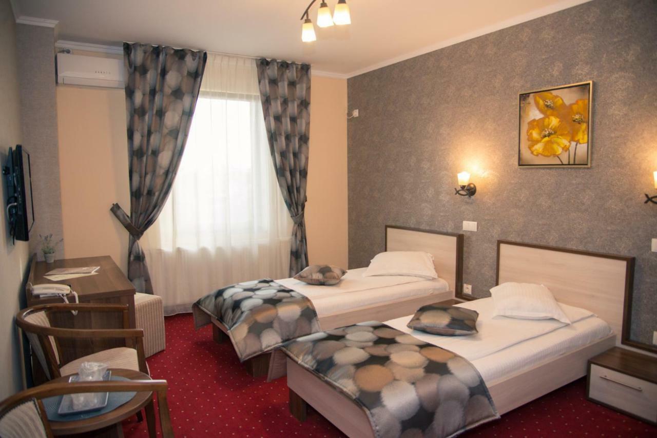 Hotel Stefani Sybin Zewnętrze zdjęcie