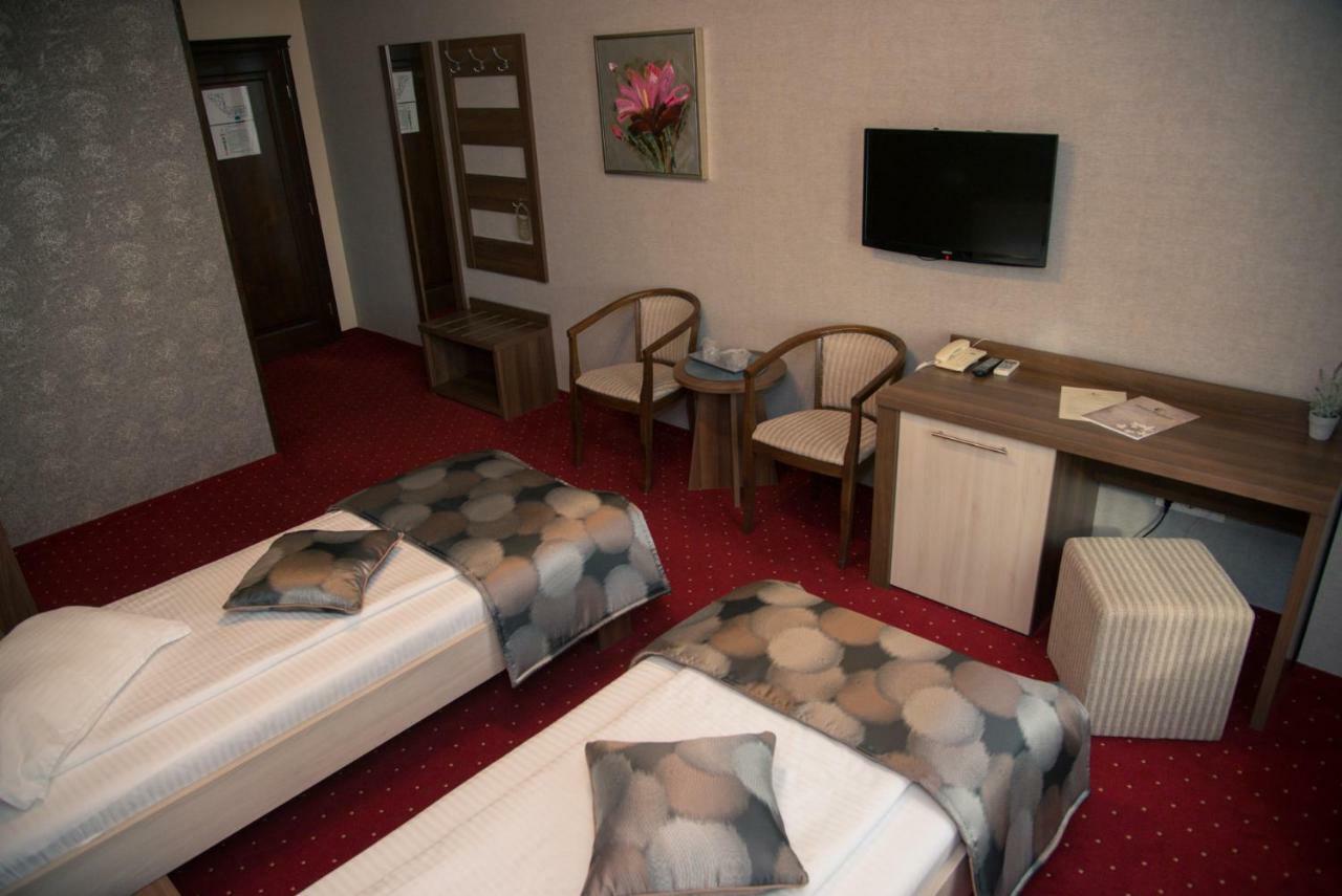 Hotel Stefani Sybin Zewnętrze zdjęcie